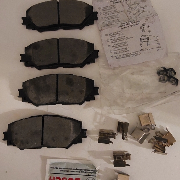 Ceramic Disc Brake set for Lexus Poniac Scion Corolla Matrix Prius RAV4 (32) - Picture 1 of 9